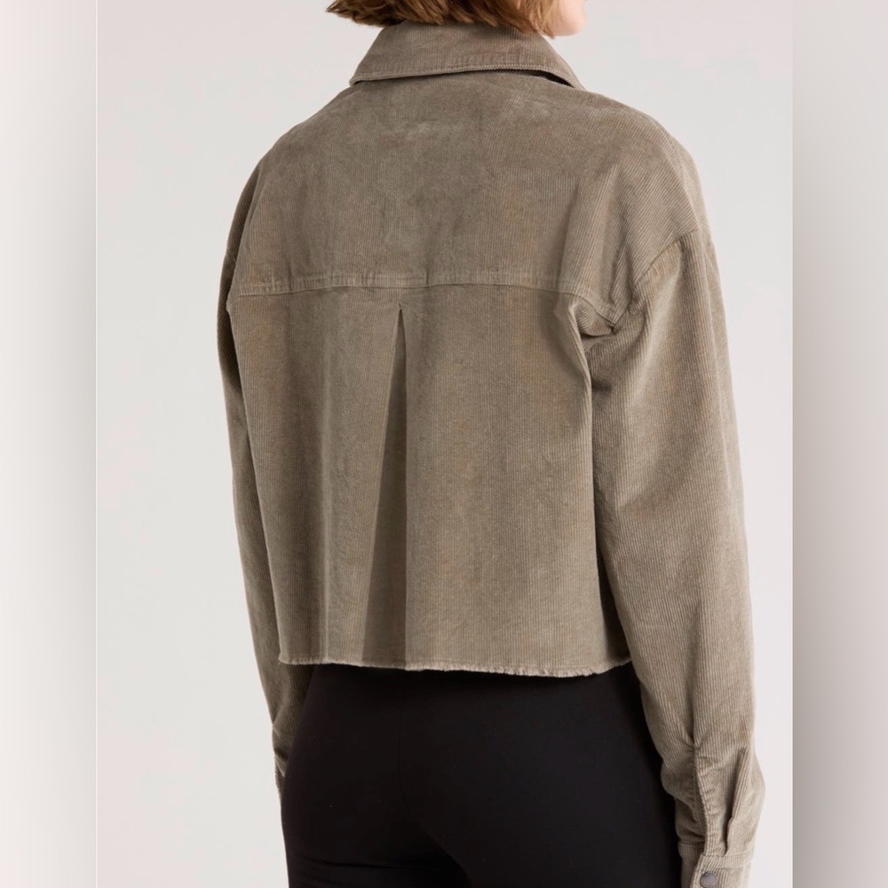 Spiritual Gangster Crop Corduroy Shirt Jacket Size Medium NWT - Picture 2 of 9